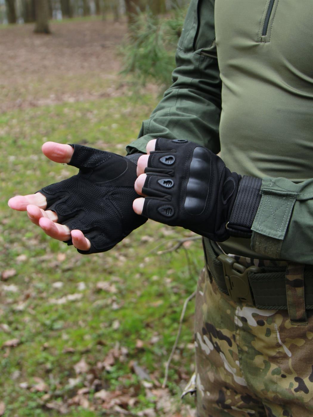 Перчатки КМФ78 тактические без пальцев черные -  за 990 руб. в .