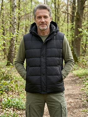 {{photo.Alt || photo.Description || 'Жилет КМФ Дельта на синтепоне черный'}}